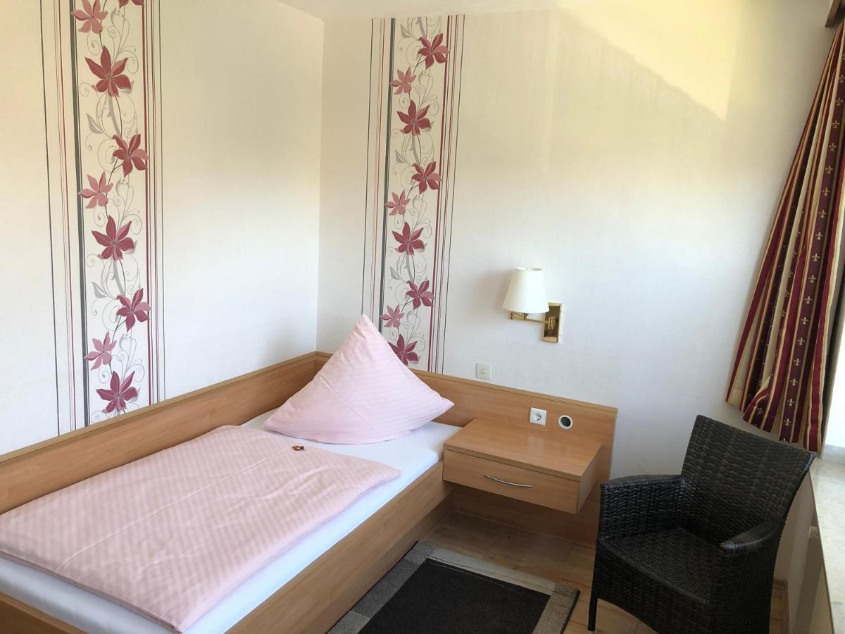 Hotel Haus Am Rieth 3*
